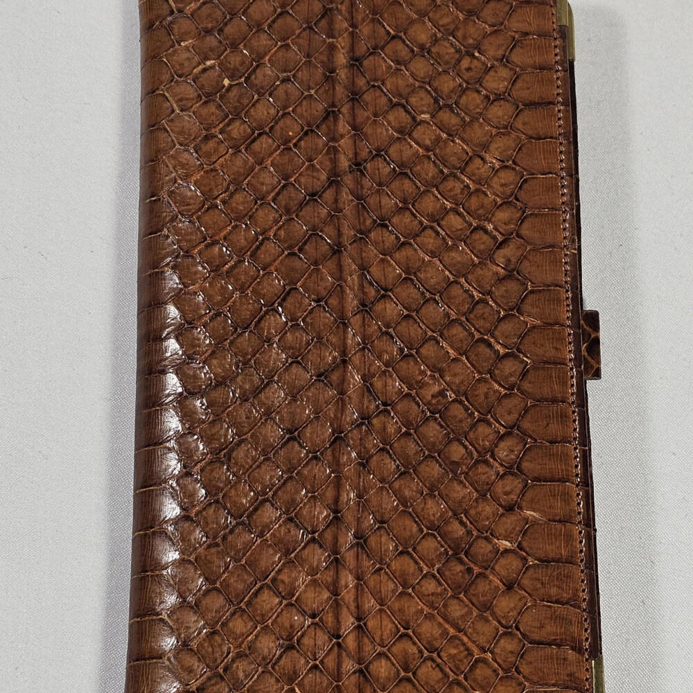 Vintage 1957 Ford Cobra Snake Skin Wallet 300-500 Club Membership Banquet MCM - Picture 4 of 11